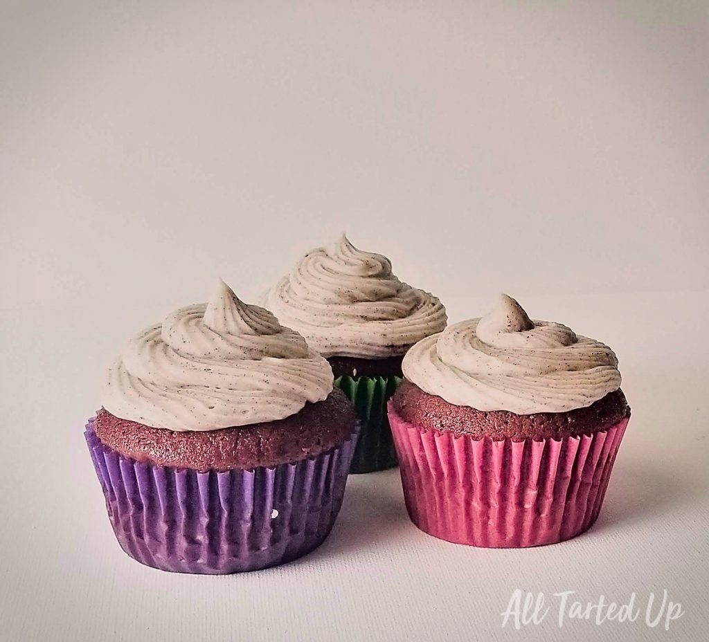 Red Velvet Cupcakes with Cookies and Cream