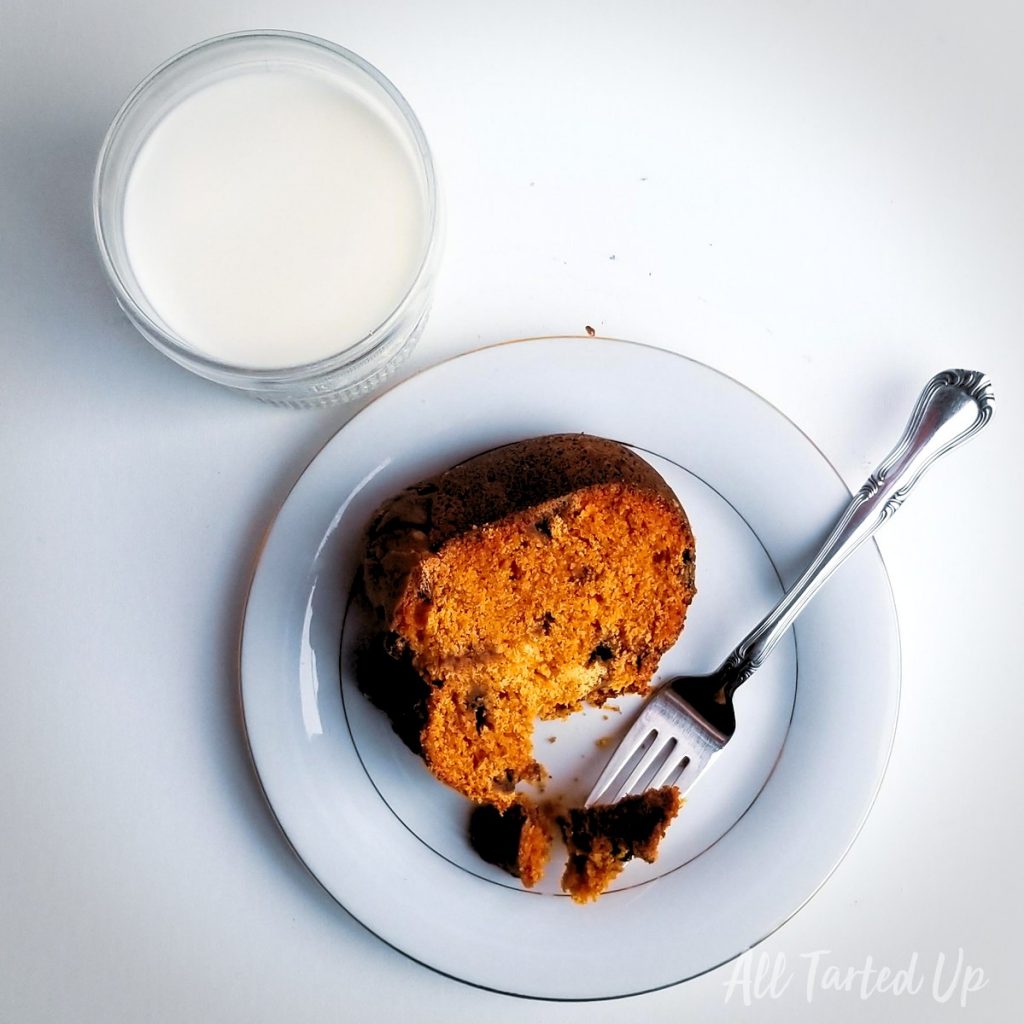 Pumpkin Chocolate Chip Cake